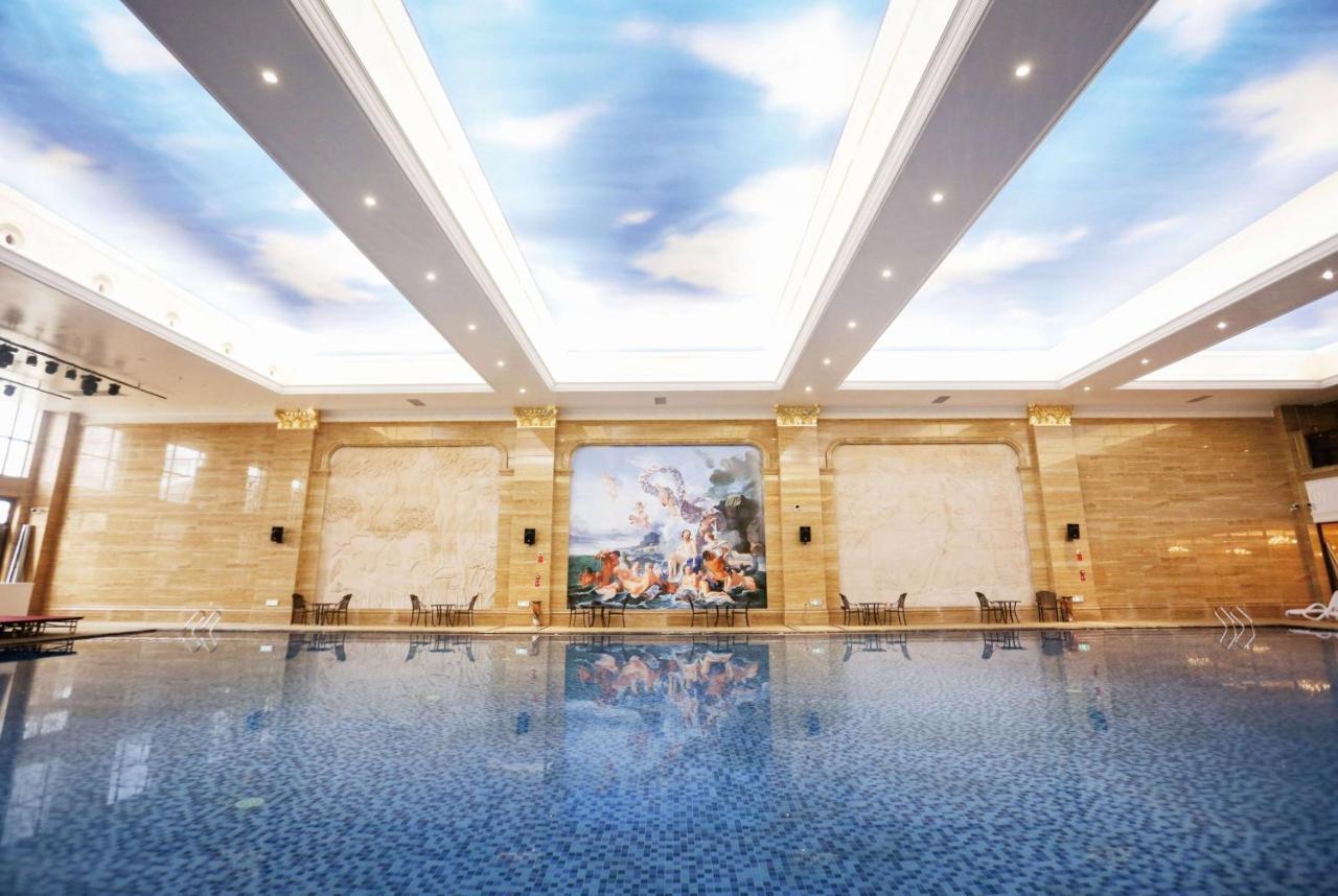 Wyndham Grand Kunming East Hotel ภายนอก รูปภาพ