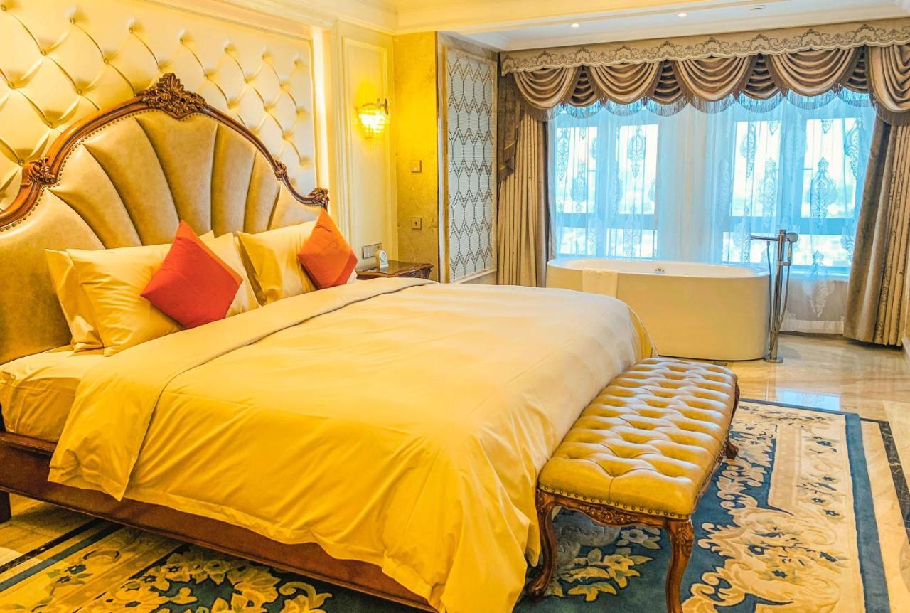 Wyndham Grand Kunming East Hotel ภายนอก รูปภาพ