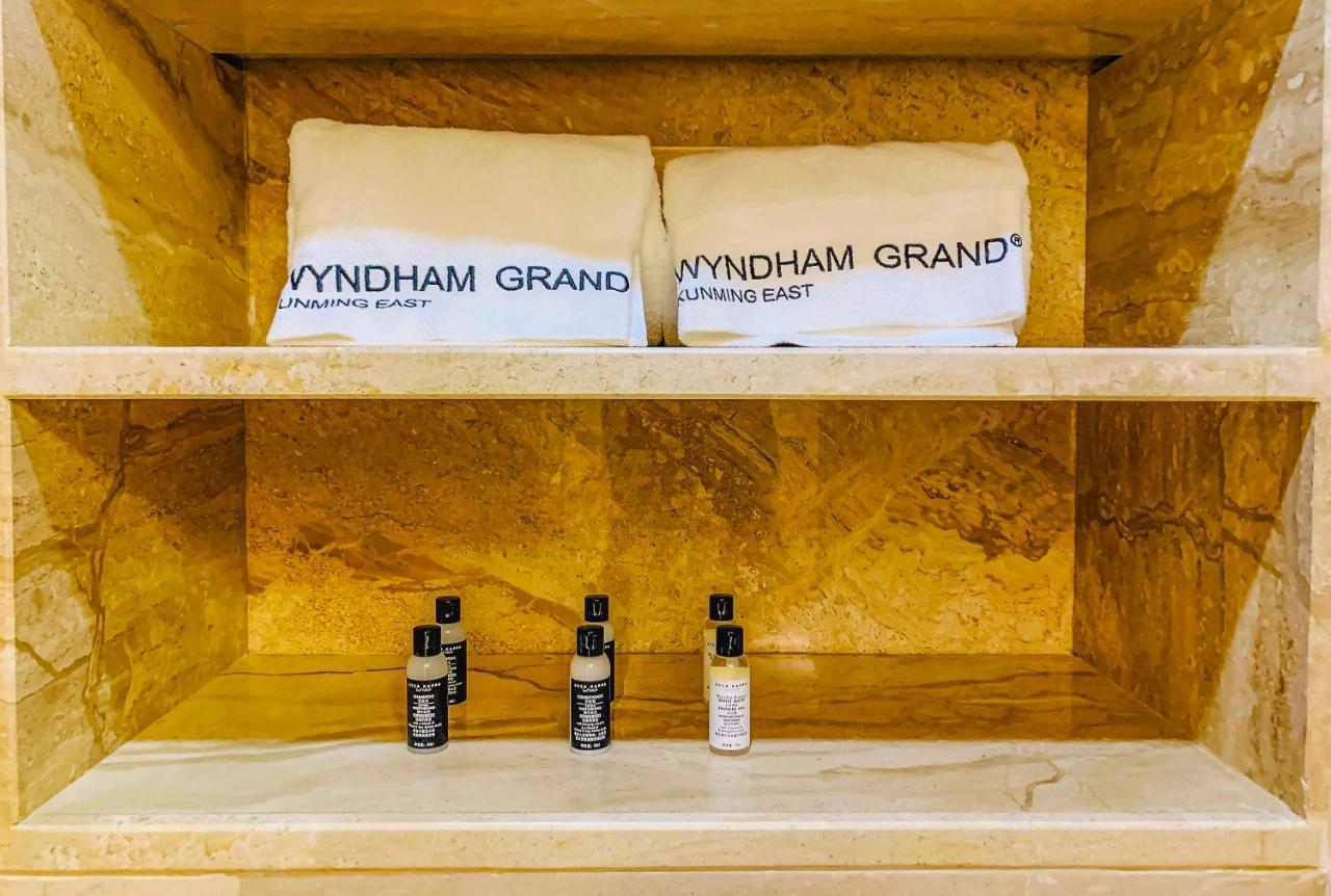 Wyndham Grand Kunming East Hotel ภายนอก รูปภาพ