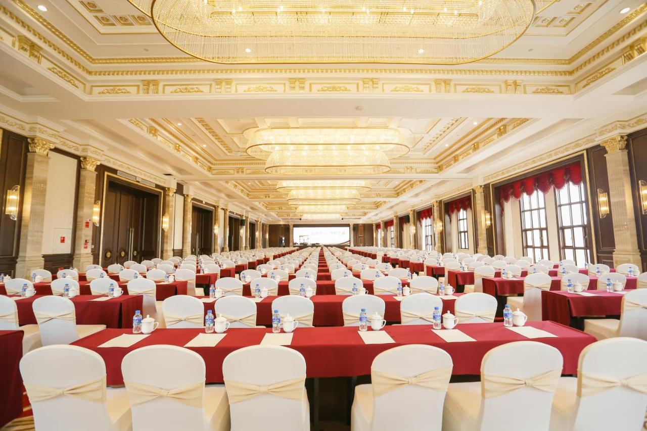 Wyndham Grand Kunming East Hotel ภายนอก รูปภาพ